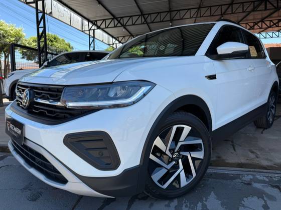 VOLKSWAGEN T-CROSS 1.0 200 TSI TOTAL FLEX COMFORTLINE AUTOMÁTICO VOLKSWAGEN T-CROSS 1.0 200 TSI TOTAL FLEX COMFORTLINE AUTOMÁTICO